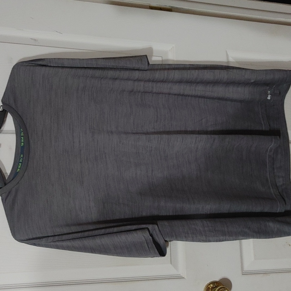 Tek Gear Dry Tek Big Man shirt. Size 4XB.